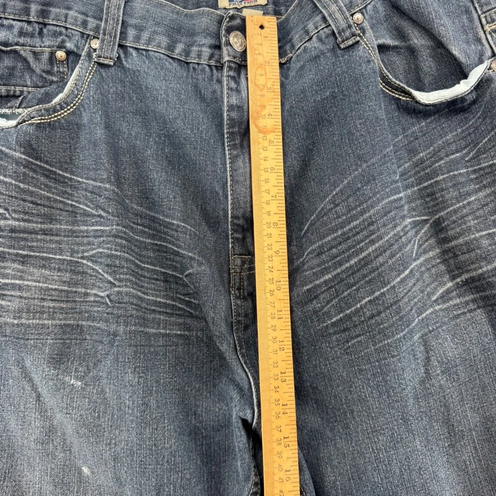 Phat Farm Denim Jeans Mens 39 x 30 Blue Vintage Graphic Back Pocket Whiskered
